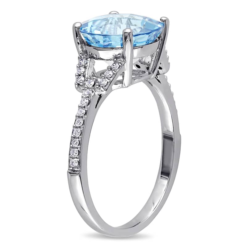 Miadora Signature Collection 14k White Gold Blue Topaz and 1/6ct TDW Diamond Cocktail Ring (G-H, SI1