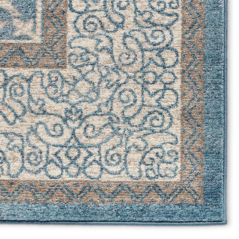 Alexander Home Kendrick Medallion Oriental Distressed Rug