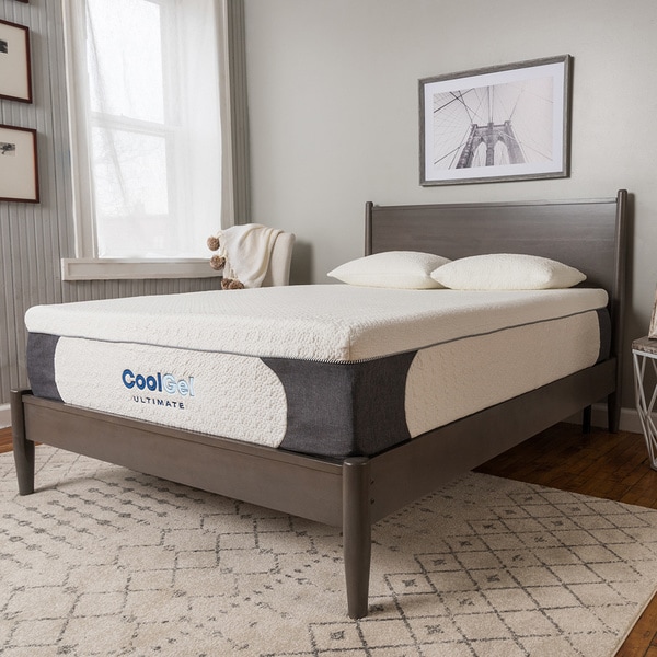PostureLoft 14-inch Queen-size Gel Memory Foam Mattress with 2 Pillows