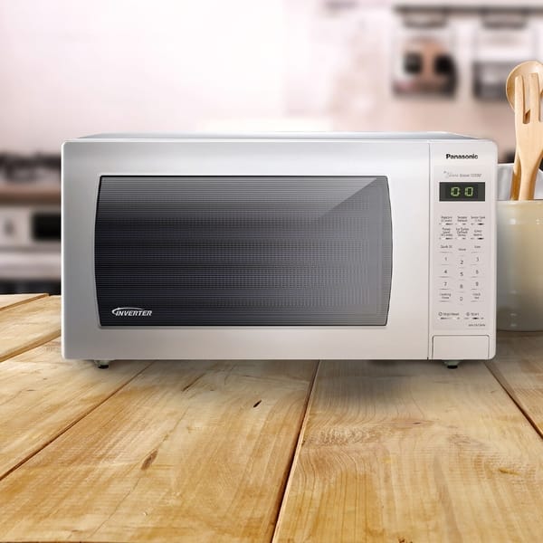 TOSHIBA 1.6 Cu.ft Countertop Microwave Oven with Smart Sensor