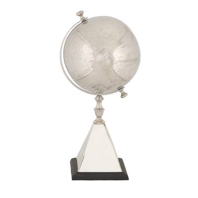 The Distinctive Metal Wood World Globe
