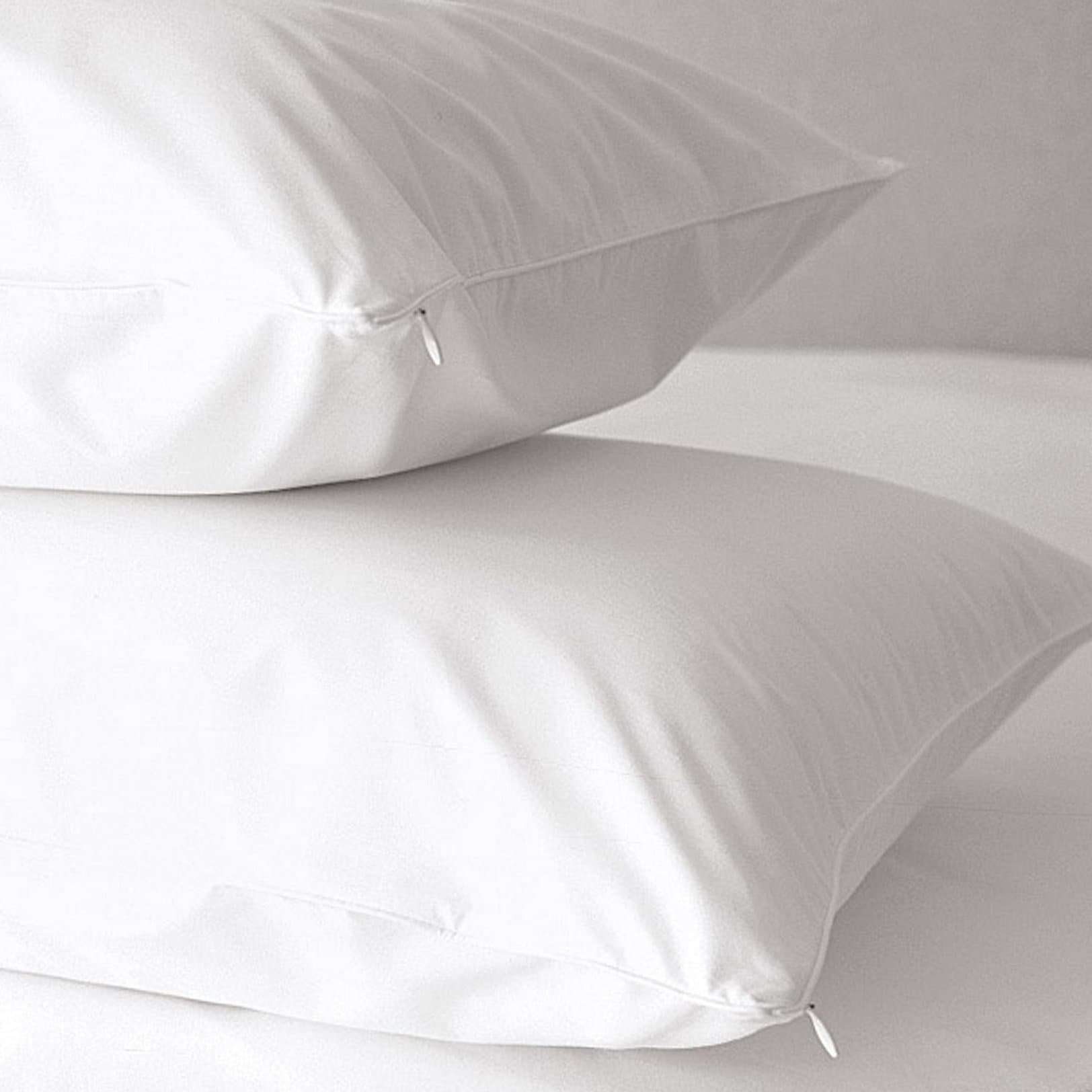 Shop Hotel Collection 300 Thread Count Cotton Hypoallergenic White