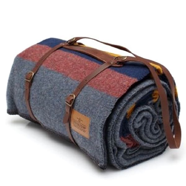 Pendleton Yakima Camp Lake Wool Twin Blanket with Leather Carrier