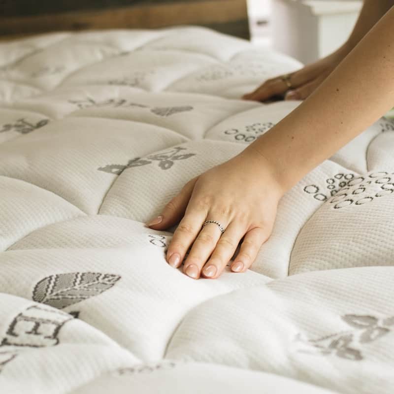 Soft Spa Luxe Plush Cool Touch Deep Pocket Mattress Pad - White