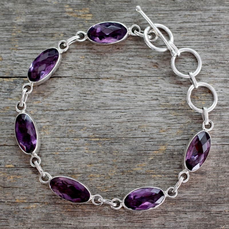 Handmade Sterling Silver 'Regal Violet' Amethyst Bracelet (India)