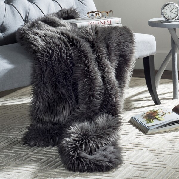 Safavieh Faux Dark Grey Shadow Fox 50 x 60-inch Throw Blanket