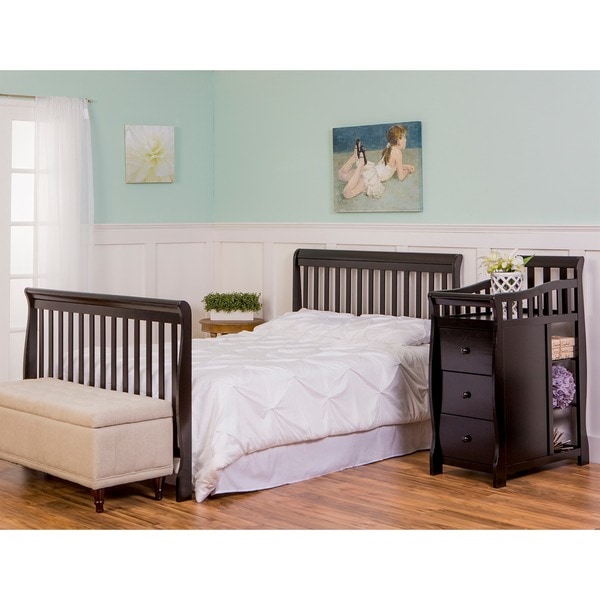brody 5 in 1 convertible crib with changer