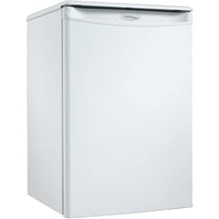 2.6 cubic feet