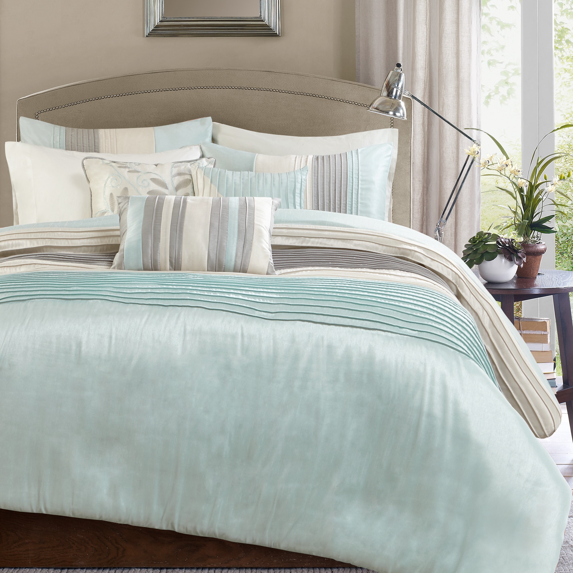 Shop Madison Park Eastridge Aqua 6 Piece Duvet Cover Set On Sale