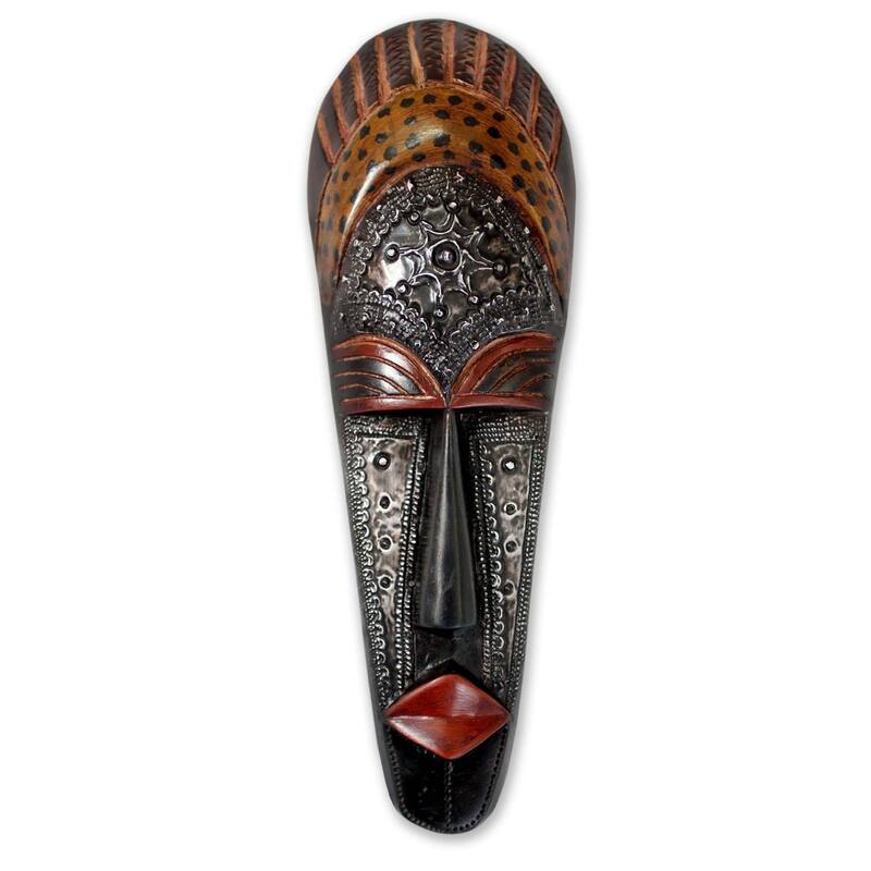 Handmade Sese Wood 'Queen Aura Poka' Mask (Ghana) - black/yellow - Solid