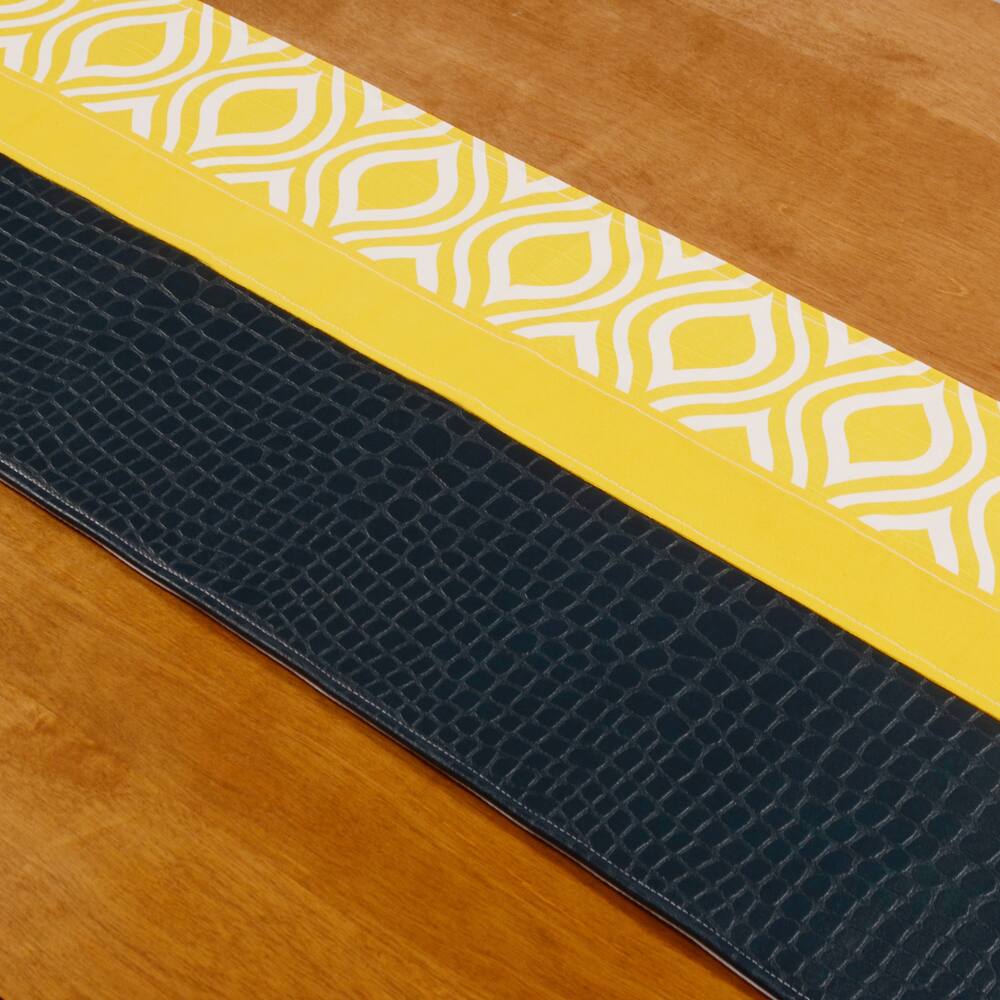 Glade Runner Pacific Pieced Runner Rug (15-inch x 54-inch) - Overstock ...