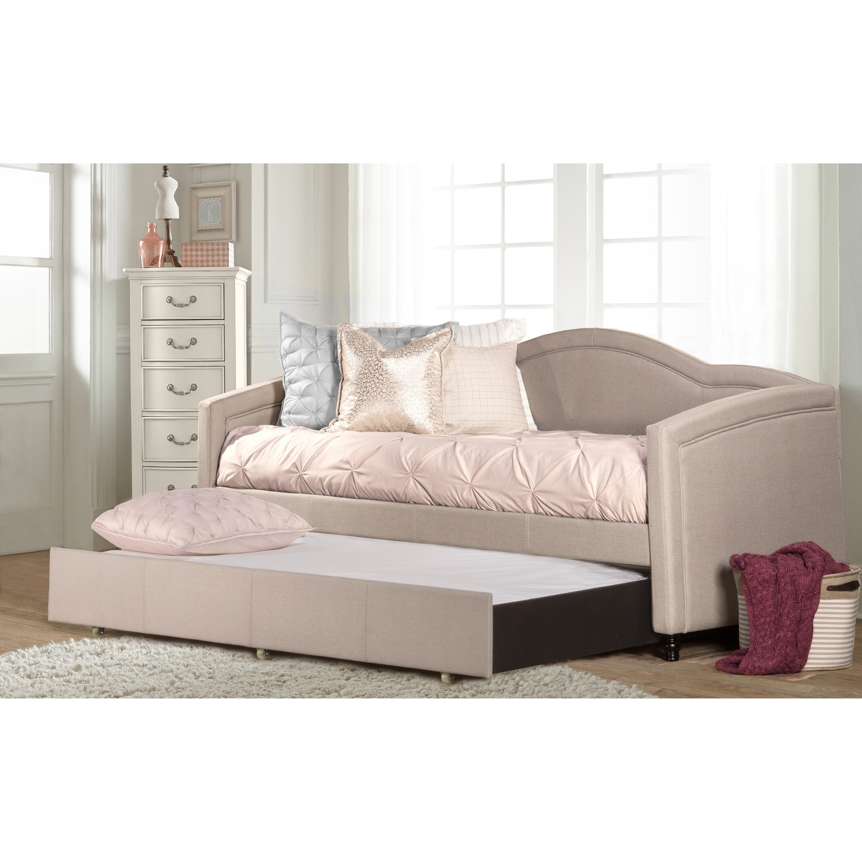 Hillsdale Furniture Jasmine Dove Grey Daybed With Trundle Dove Gray 