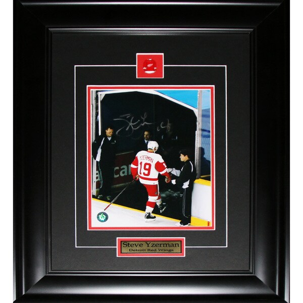 Steve Yzerman Detroit Red Wings Final Game Signed 8x10-inch Frame