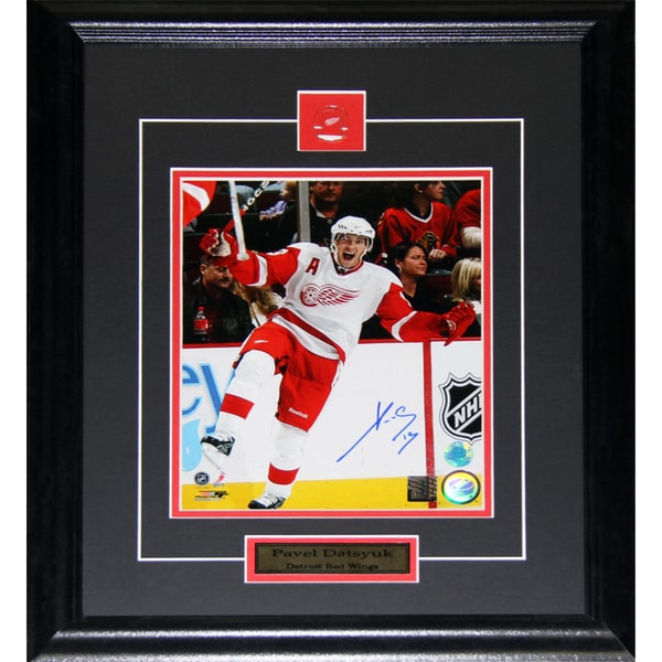 Pavel Datsyuk Detroit Red Wings Signed 8x10-inch Frame