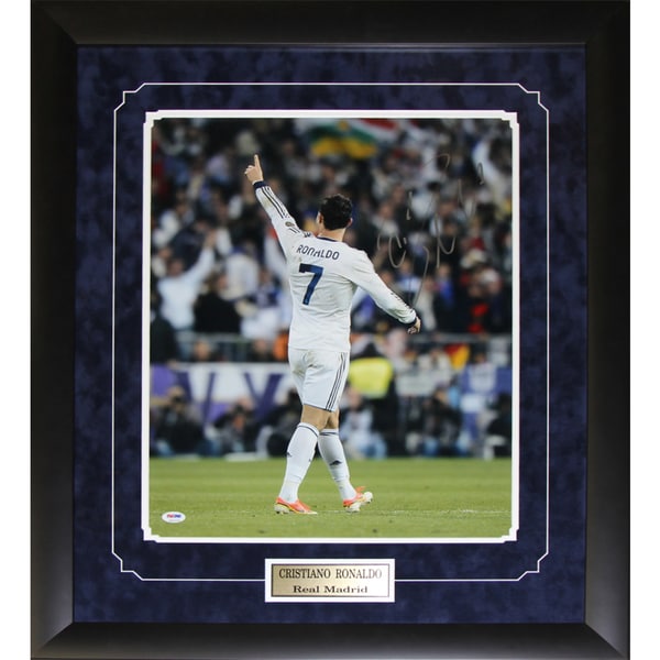 Cristiano Ronald Team Portugal Signed 16x20-inch Frame