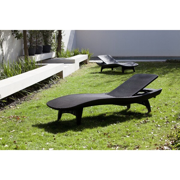 keter chaise lounge chair