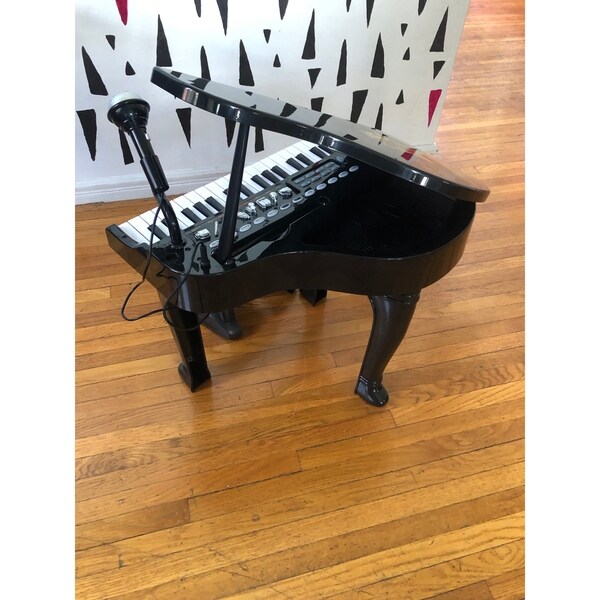 symphonic grand piano toy