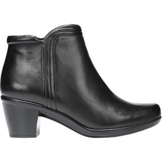 naturalizer elisabeth bootie