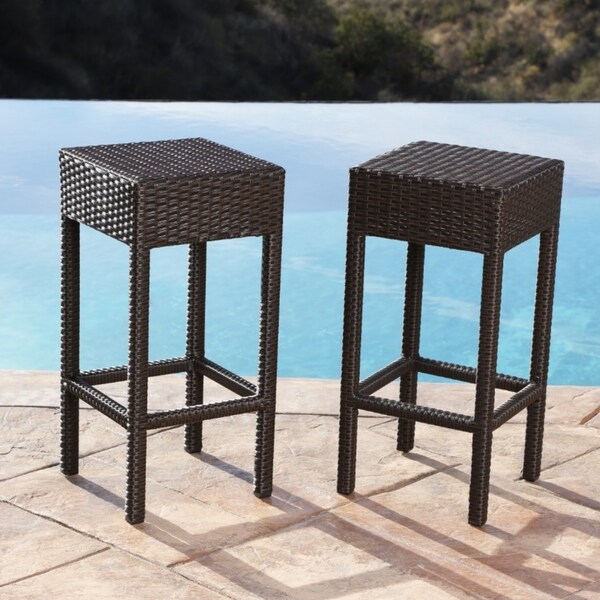 28 inch outdoor bar stools