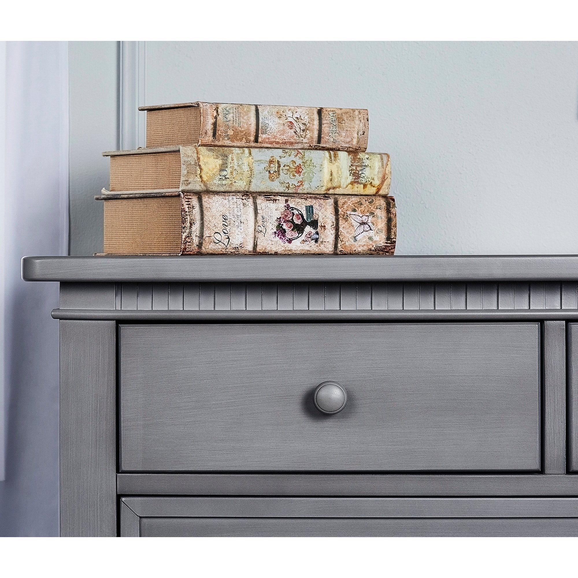 Convertible Crib Evolur Santa Fe Dresser Benjara Limi Light Gray 5-drawer Wide Tall Chest Of Convertible Crib Evolur Santa Fe Dresser Benjara Limi Light Gray 5-drawer Wide Tall Chest Of