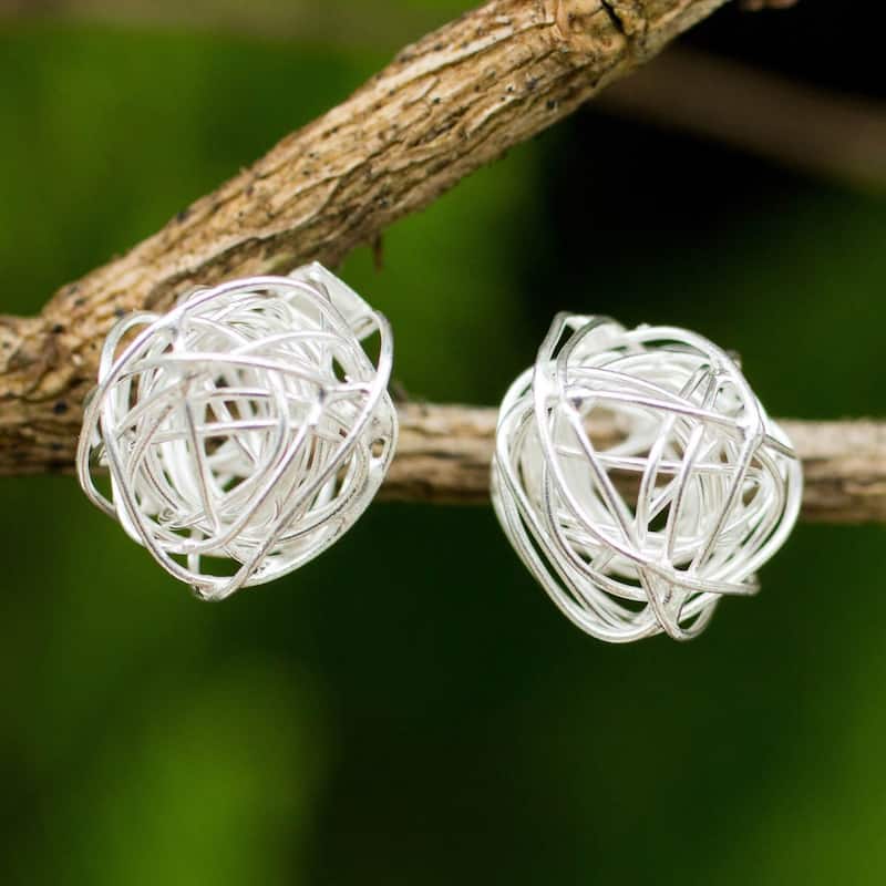 Handmade Sterling Silver Free Line Earrings (Thailand) - 0.4D