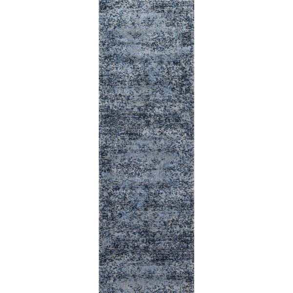Hastings Light Blue/ Grey Runner Rug - 2'5" x 7'10"