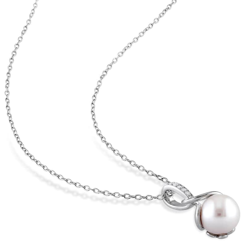 Miadora Sterling Silver 1/10ct TDW Diamond and Cultured Freshwater Pearl Earrings and Necklace Set (8-8.5 mm) - White