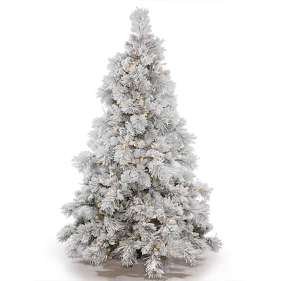 Vickerman Flocked White/Green PVC 9-foot Alberta Artificial Christmas Tree with 950 Clear Lights