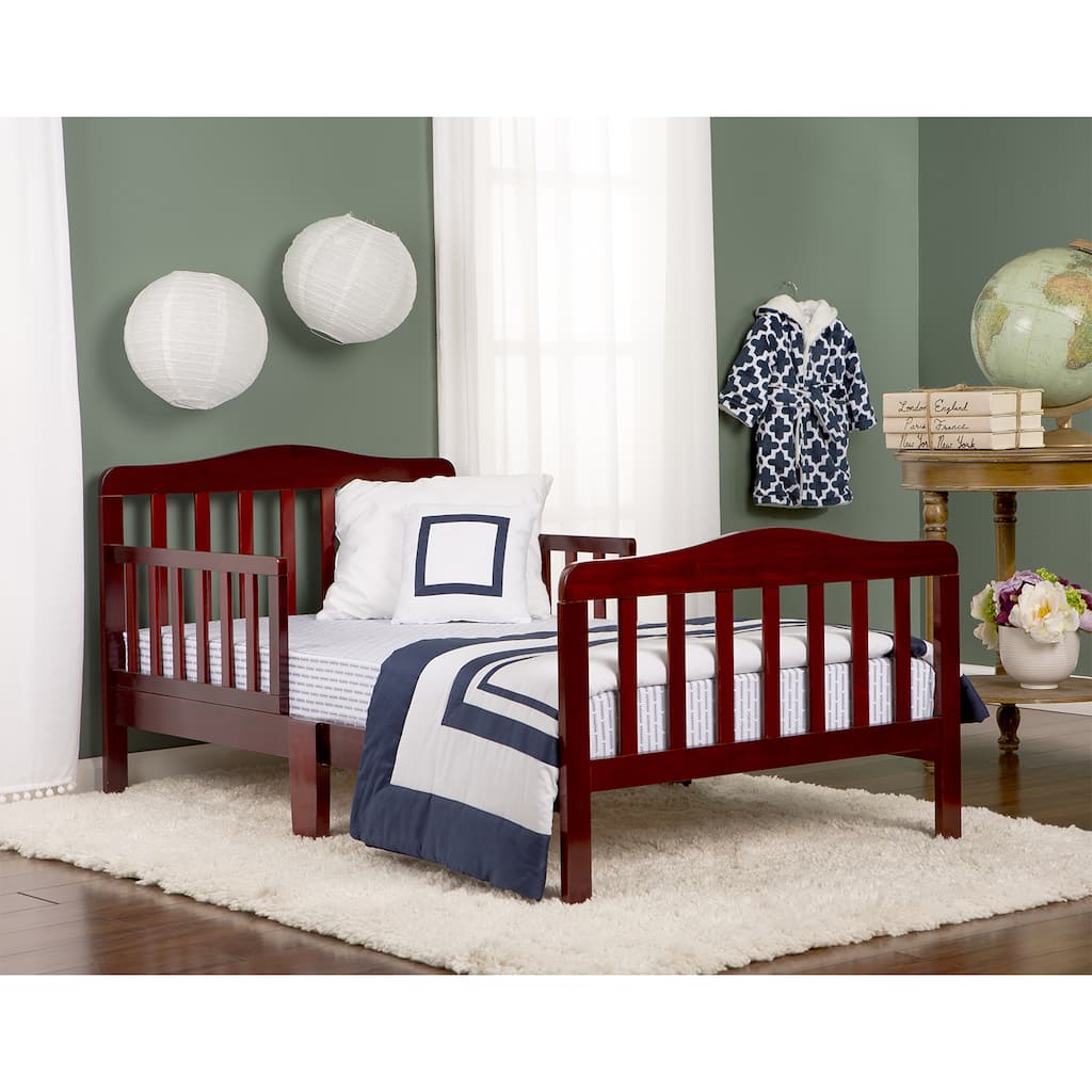 Dream On Me, Classic Design Toddler Bed