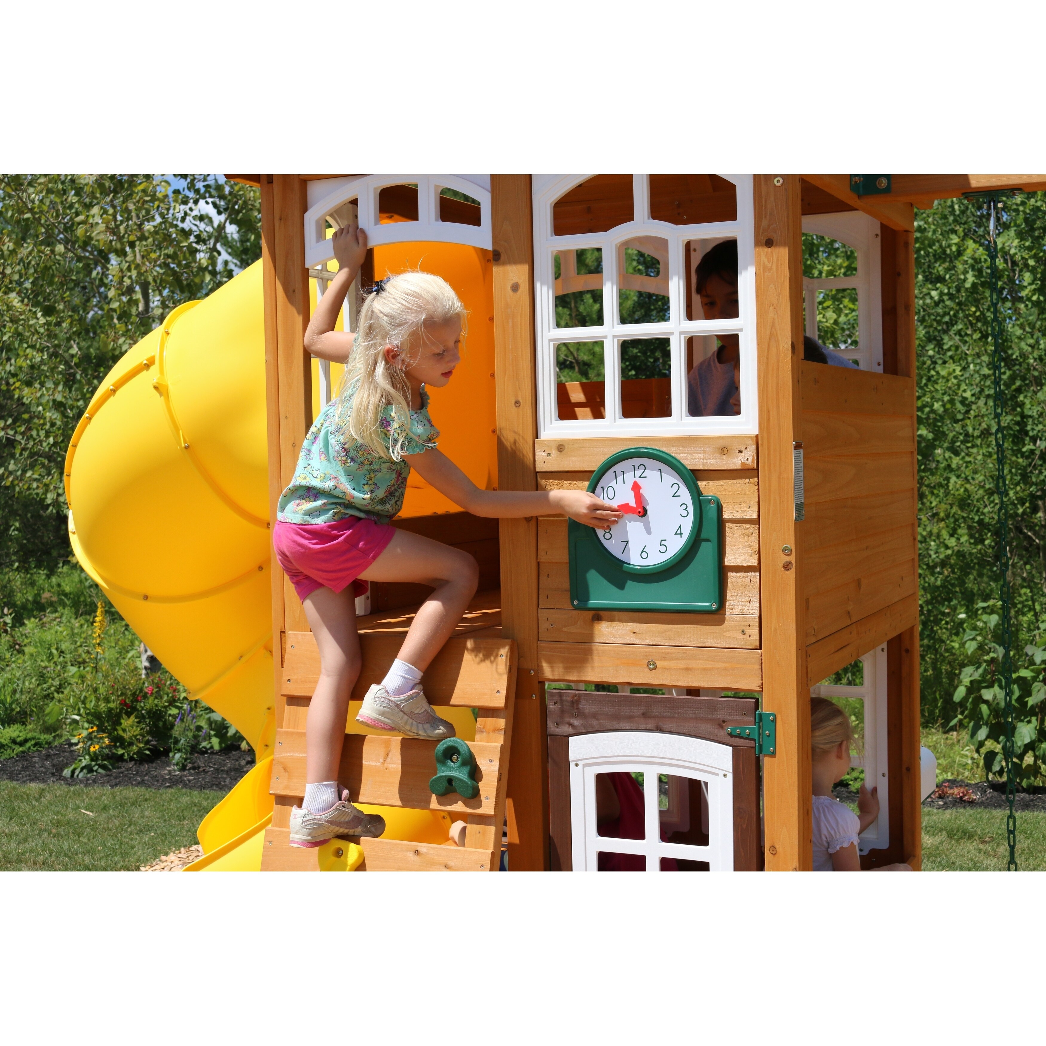 creston lodge wooden swing set