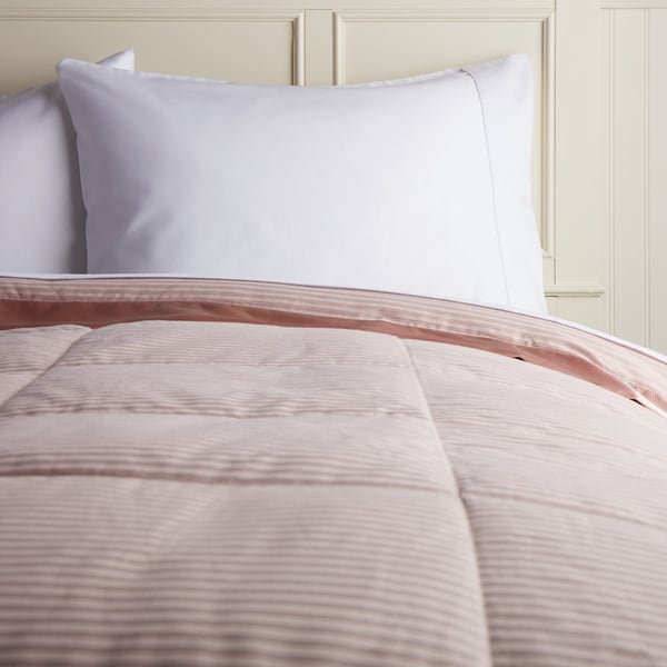 Hotel Madison 300 Oxford Stripe Down Blanket