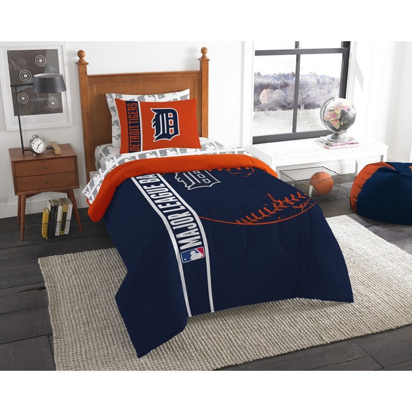 The Northwest Company MLB Detroit Tigers Twin 5-piece Bed in a Bag with Sheet Set