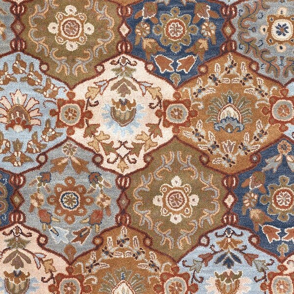 Hand-Tufted Coliseum Wool Area Rug
