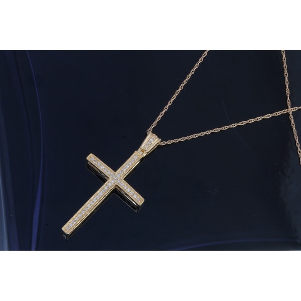 De Couer IGI Certified 10k Yellow Gold 1/6ct TDW Diamond Cross Necklace