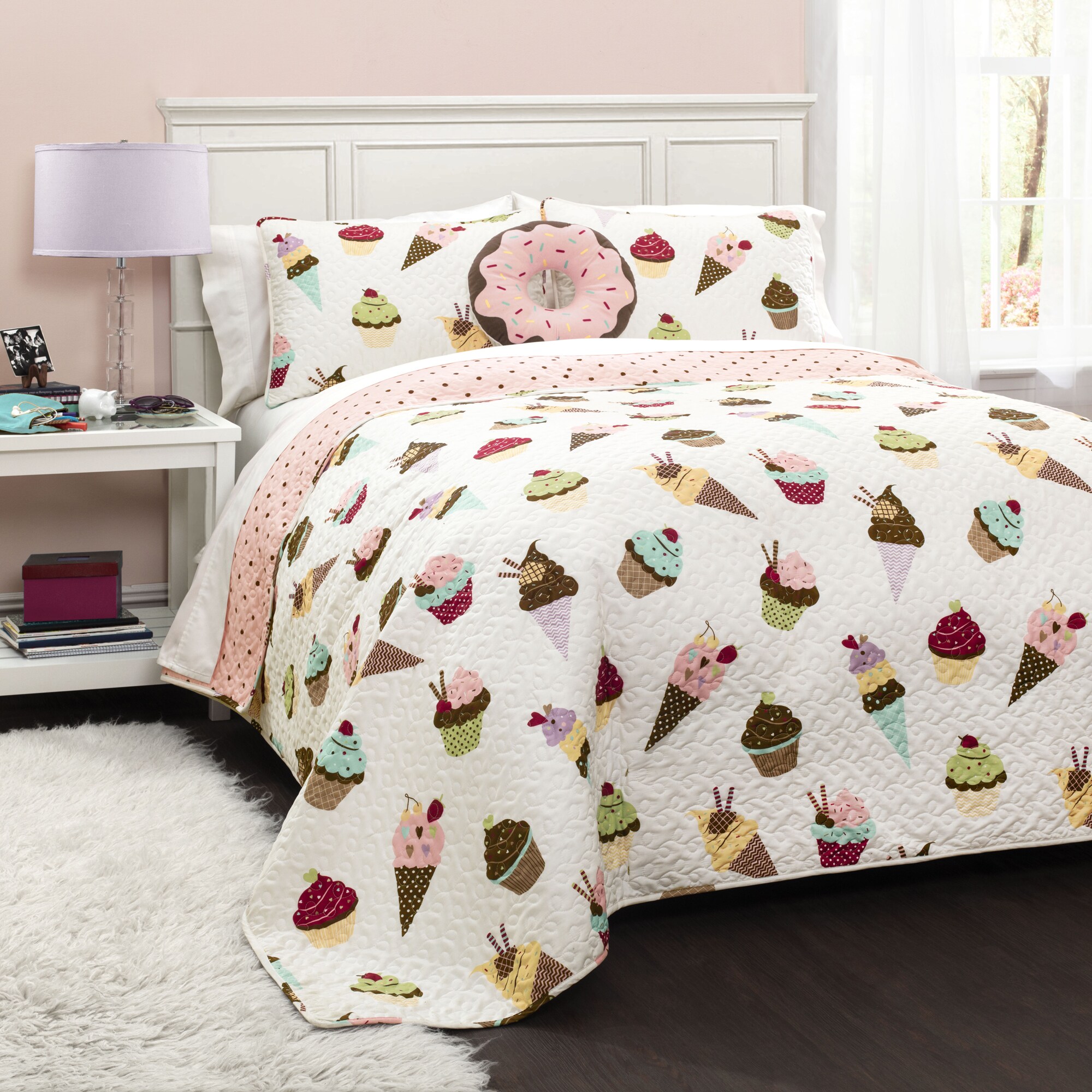 Shop Lush Decor Cupcake And Ice Cream Print 3 Piece Quilt Set