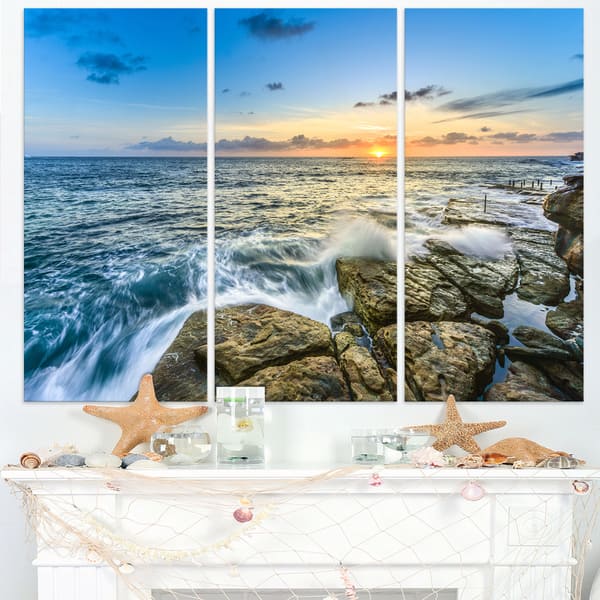 Rocky Coogee Beach in Sydney - Large Seashore Canvas Print - Overstock ...