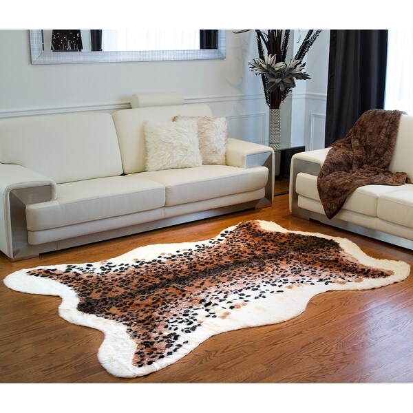 Luxe Faux-cowhide 6' x 7' El Paso Leopard Rug/Throw - El Paso Leopard - 5'3" x 7'6"