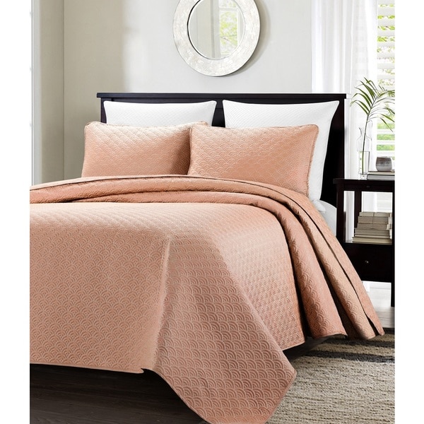 EverRouge Malibu Oversized Quilted 3-piece Bedspread Set