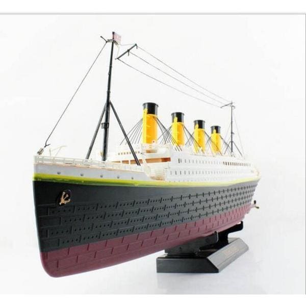 micro lego titanic