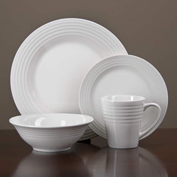 Oneida Continuum White Porcelain 32piece Dinnerware Set (Serves 8