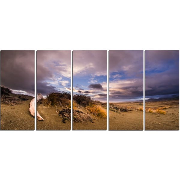 Old Wooden Trunk In The Sunset Modern Seascape Canvas Artwork Print On Sale Overstock 12316488