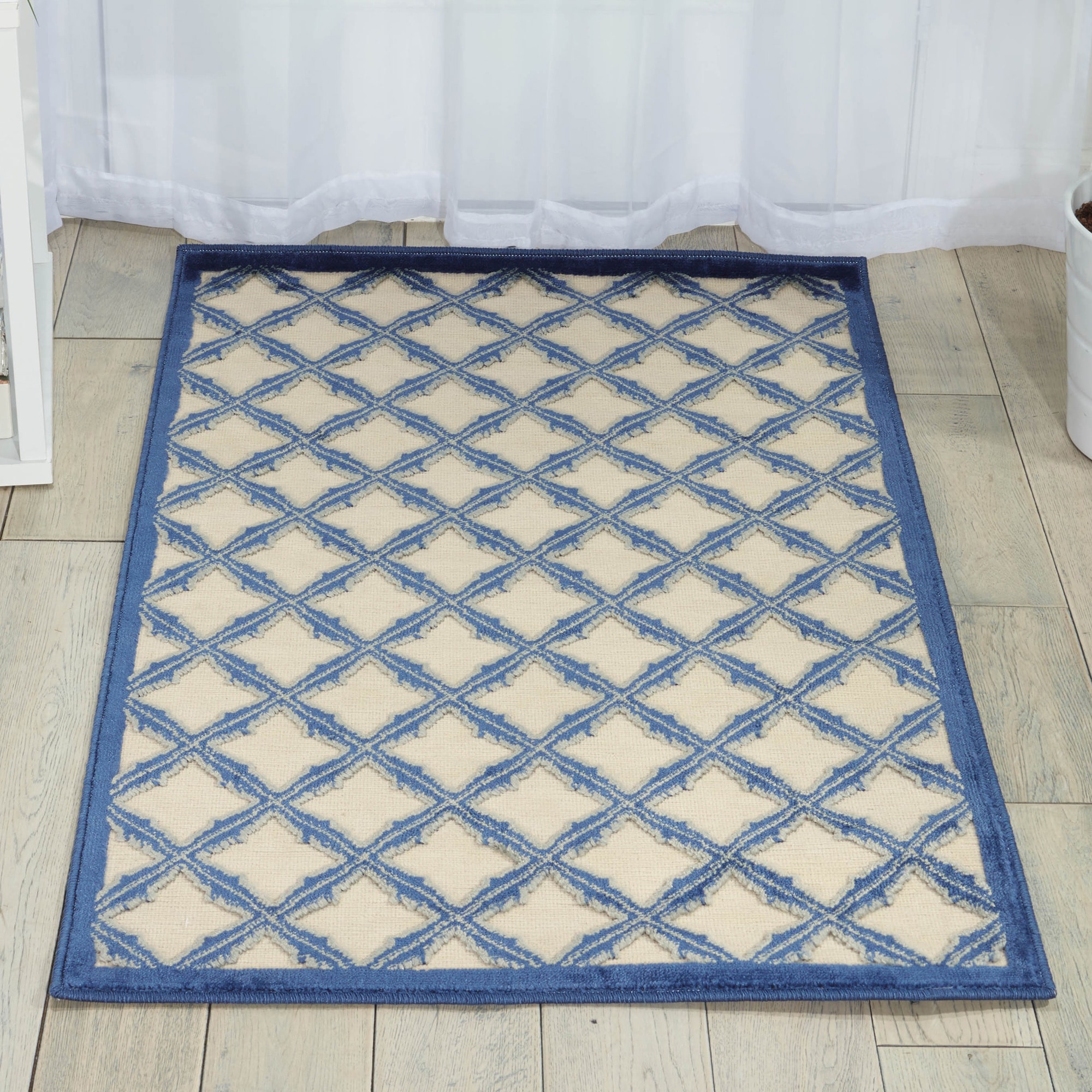 Nourison Ultima UL320 Area Rug