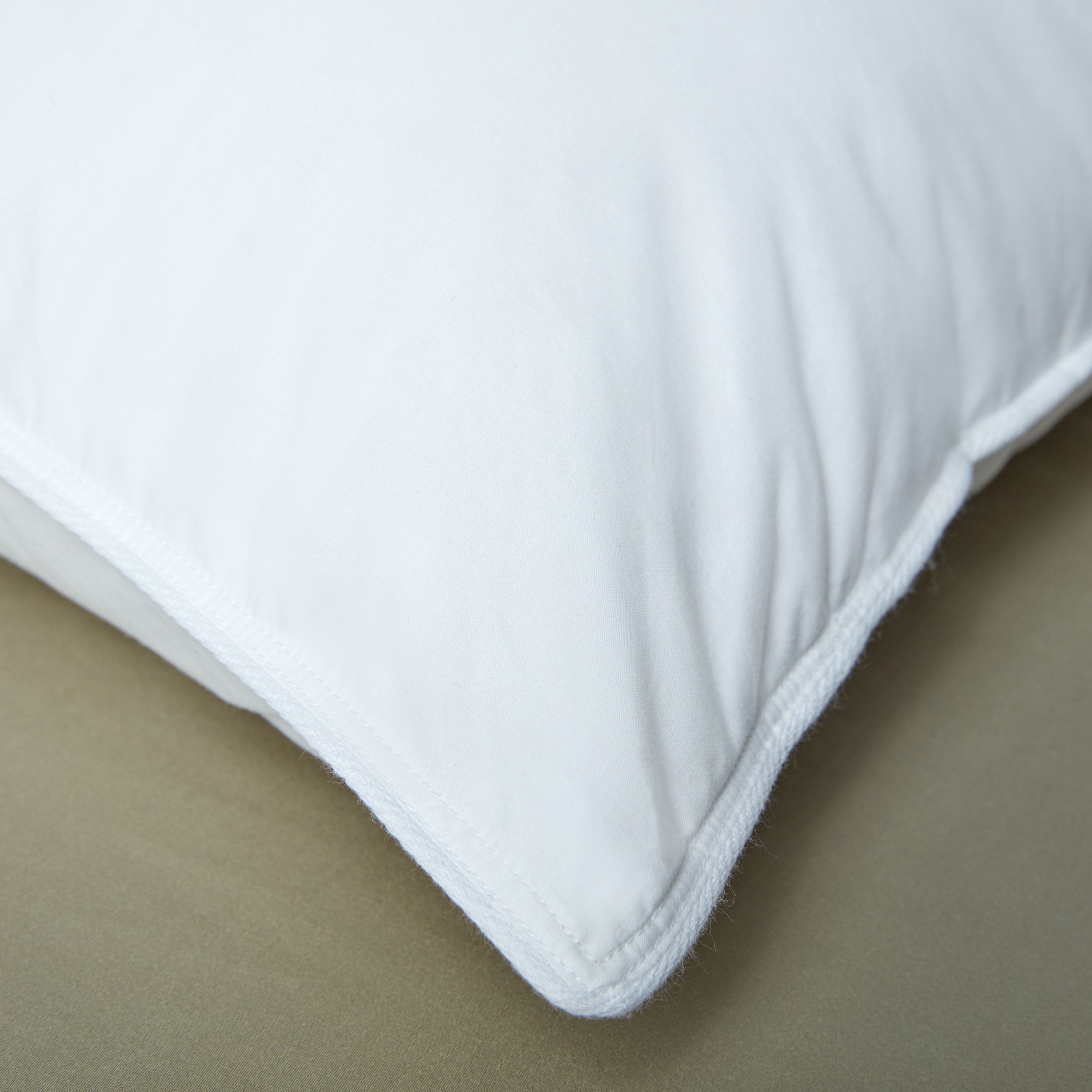 Firm Microloft Gel Polyester Hotel Pillow - King