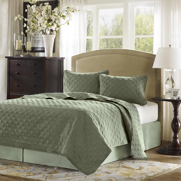 Hampton Hill Velvet Touch - New Port Queen Size Green