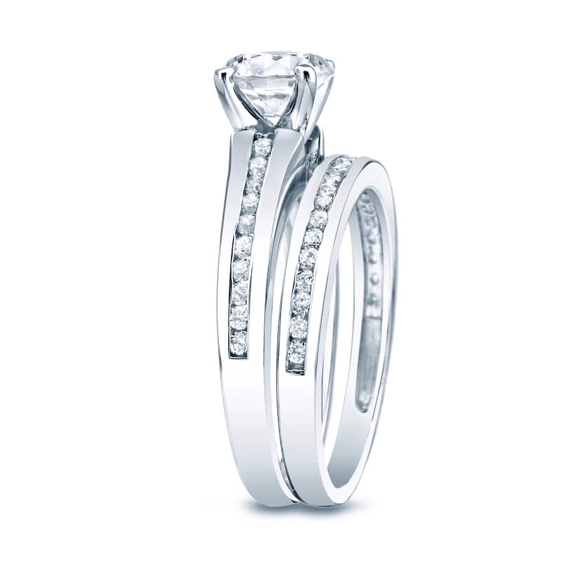 Auriya Platinum 1ct TDW Certified Round Diamond Solitaire Engagement Ring Set