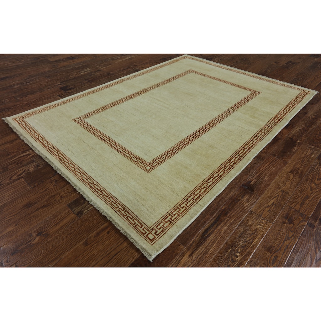 Hand-Knotted Oriental Gabbeh Ivory Wool Rug (5' 9 X 8')