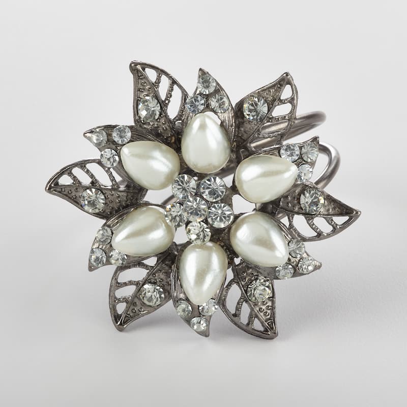 Bejeweled Flower Design Napkin Ring (Set of 4)