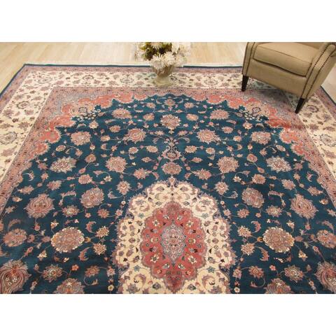 Hand-knotted Wool Green Traditional Oriental Pak-Persian Rug (11'2 x 14'10) - 11' x 15'