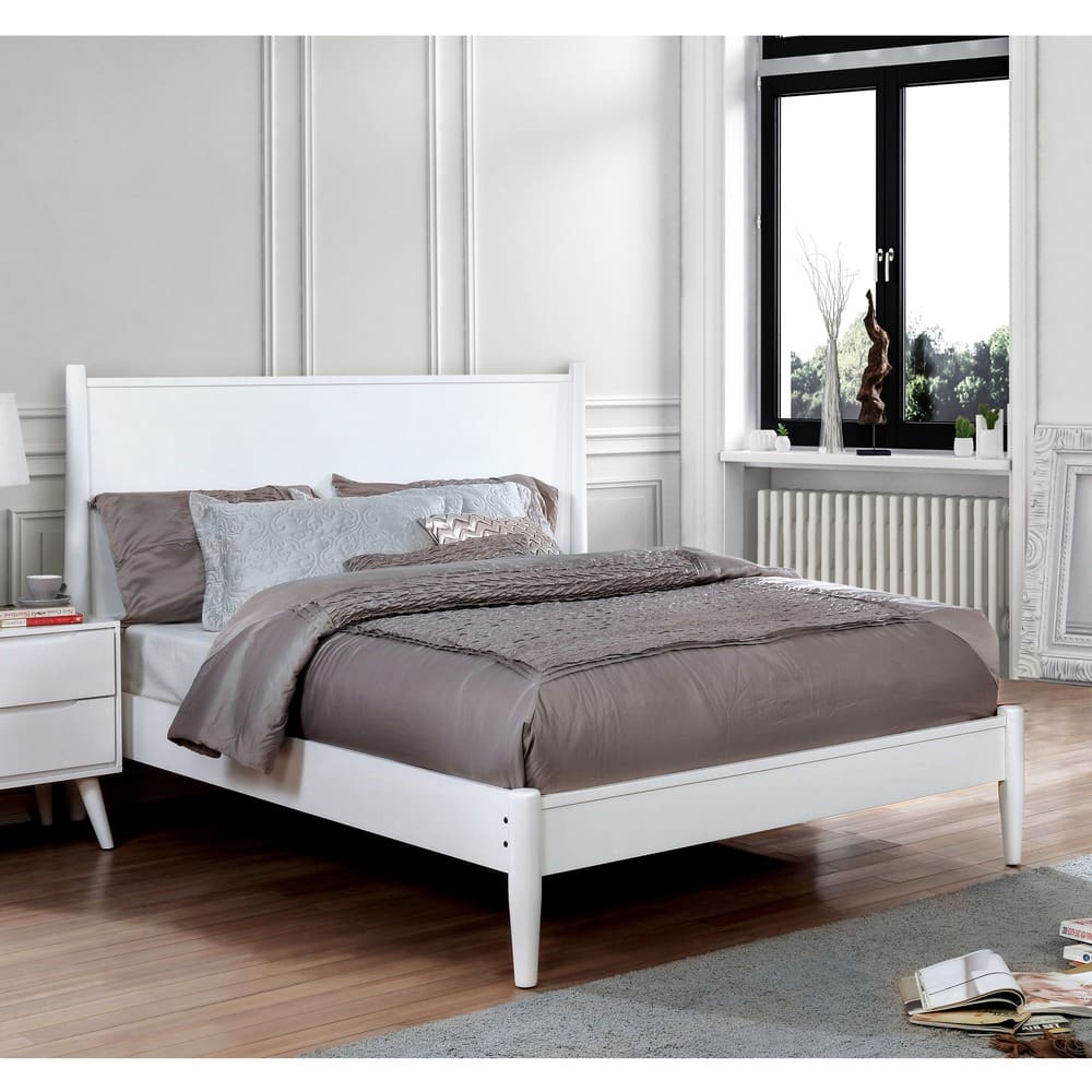 Furniture of America Fopp Mid-century Solid Wood Platform Bed