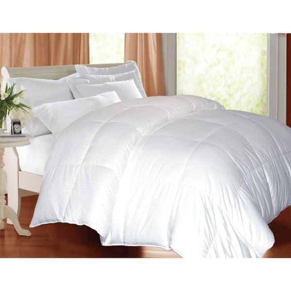 Shop Hotel Grand Oversized 600 Thread Count Medium Warmth White